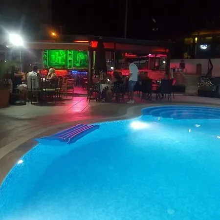 Almina Aparthotel