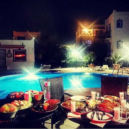 Apartahotel Almina