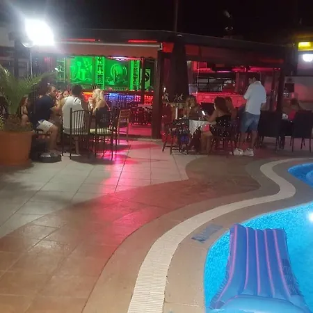 Almina Apartahotel Gümbet